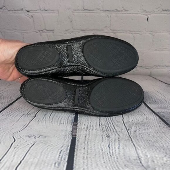 Tory Burch T travel classic black crinkle patent leather ballet flat, sz 6 - Picture 5 of 6